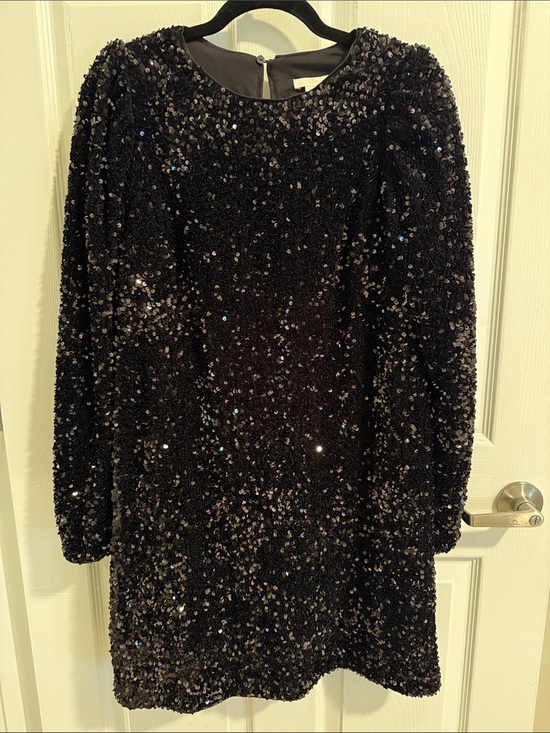 H&M Dresses & Skirts - H&M Black Long-Sleeve Sequin Mini Dress